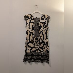 Alfani Women's Top Size Small Black And Tan Patterned